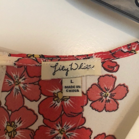 Floral White Blouse - Picture 2 of 2